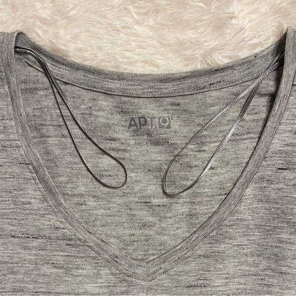 Apt 9 Wine-themed T - Picture 4 of 7